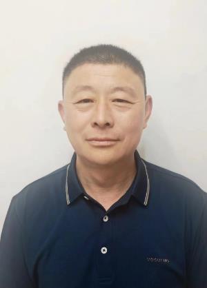 何凤斌